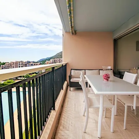 Cannes Marina - Le Surcouf